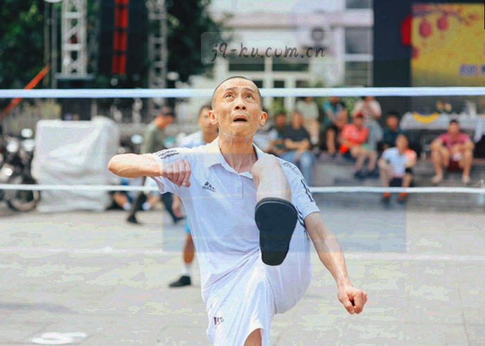 覆盖十二个联赛的数据节点连接示意图